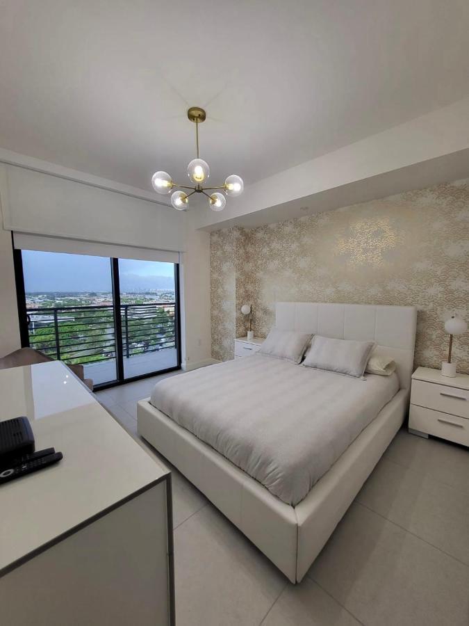Downtown Doral, Florida. New Condo Style Resort. Exterior photo