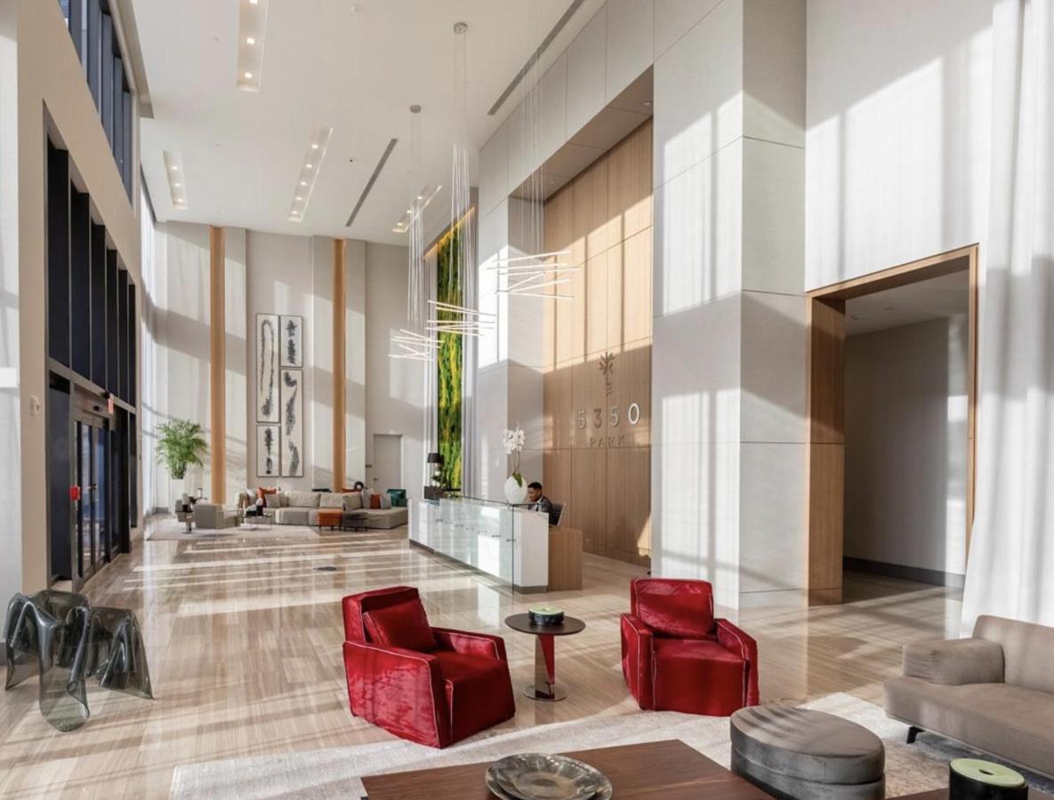 Downtown Doral, Florida. New Condo Style Resort. Exterior photo