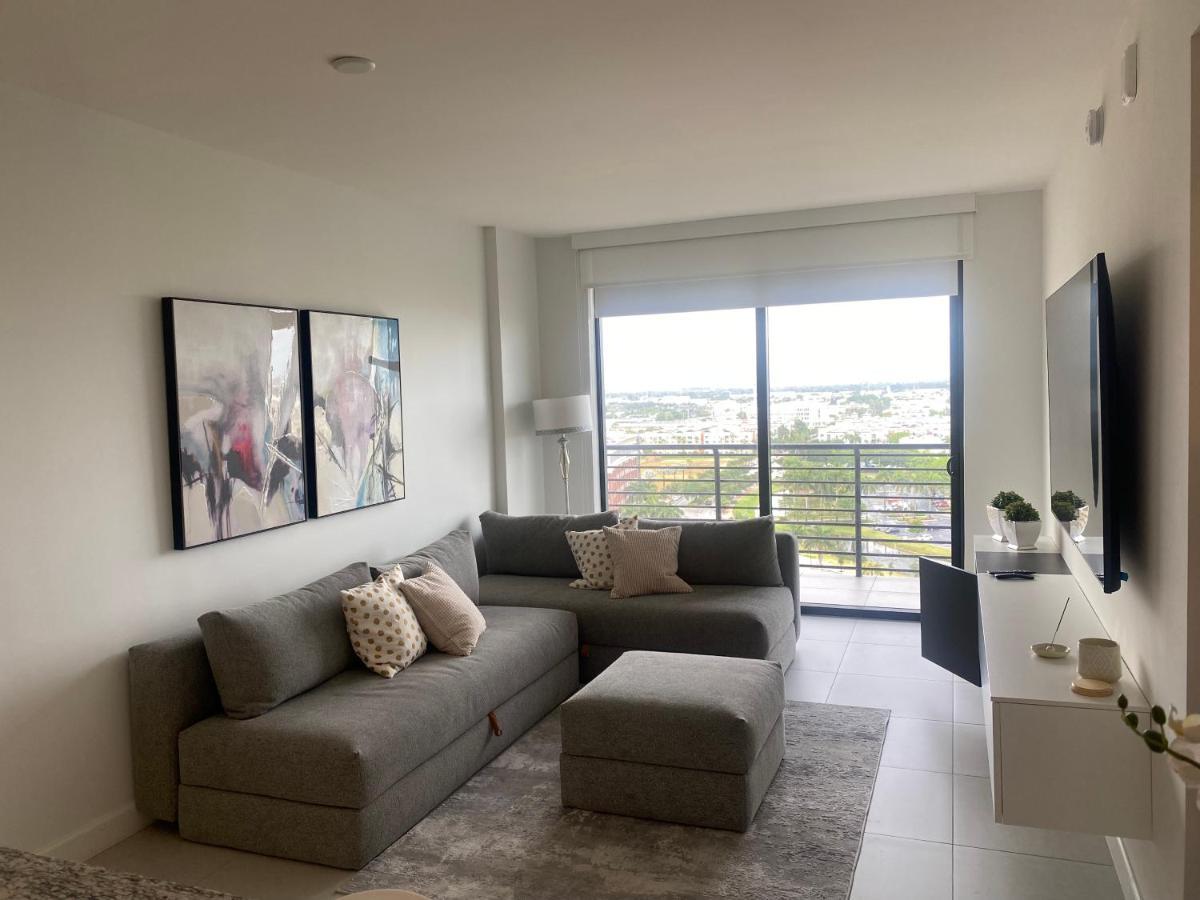 Downtown Doral, Florida. New Condo Style Resort. Exterior photo